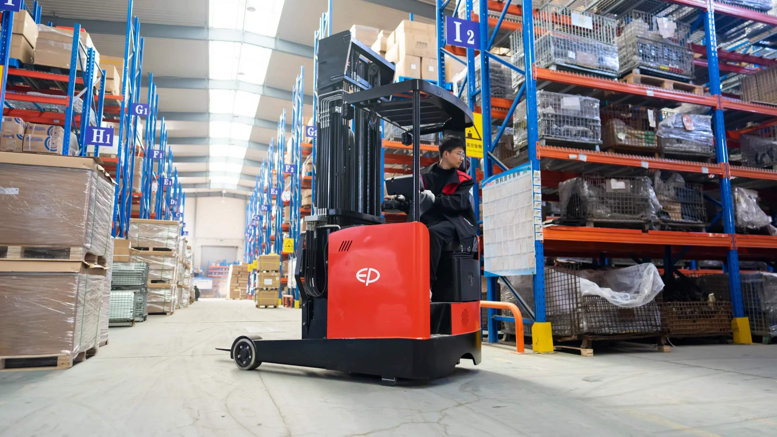 EP CQD16L 1.6 Ton Elektrikli Reach Truck gorsel 3