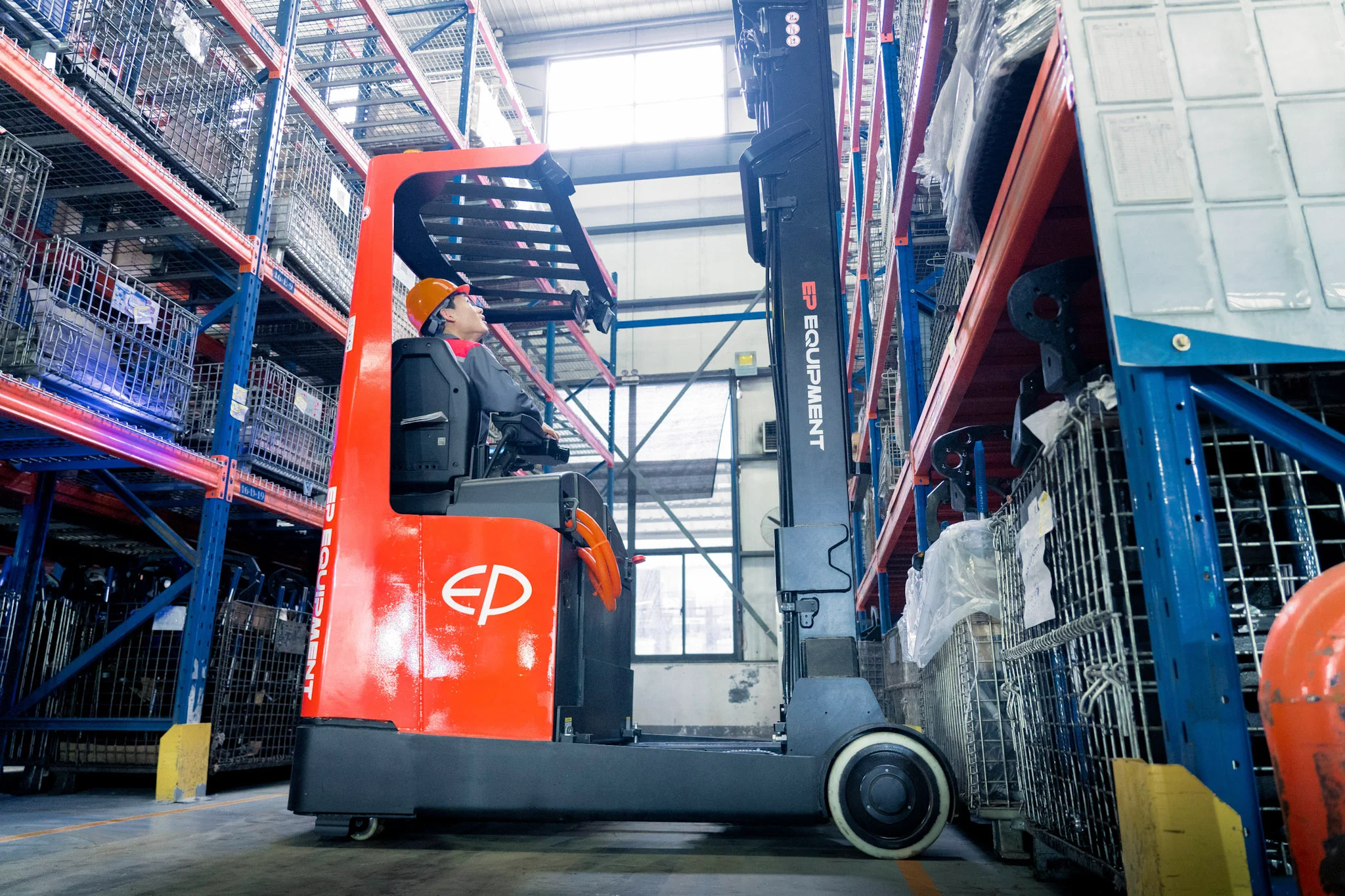 EP CQD20LB 2 Ton Elektrikli Reach Truck gorsel 6