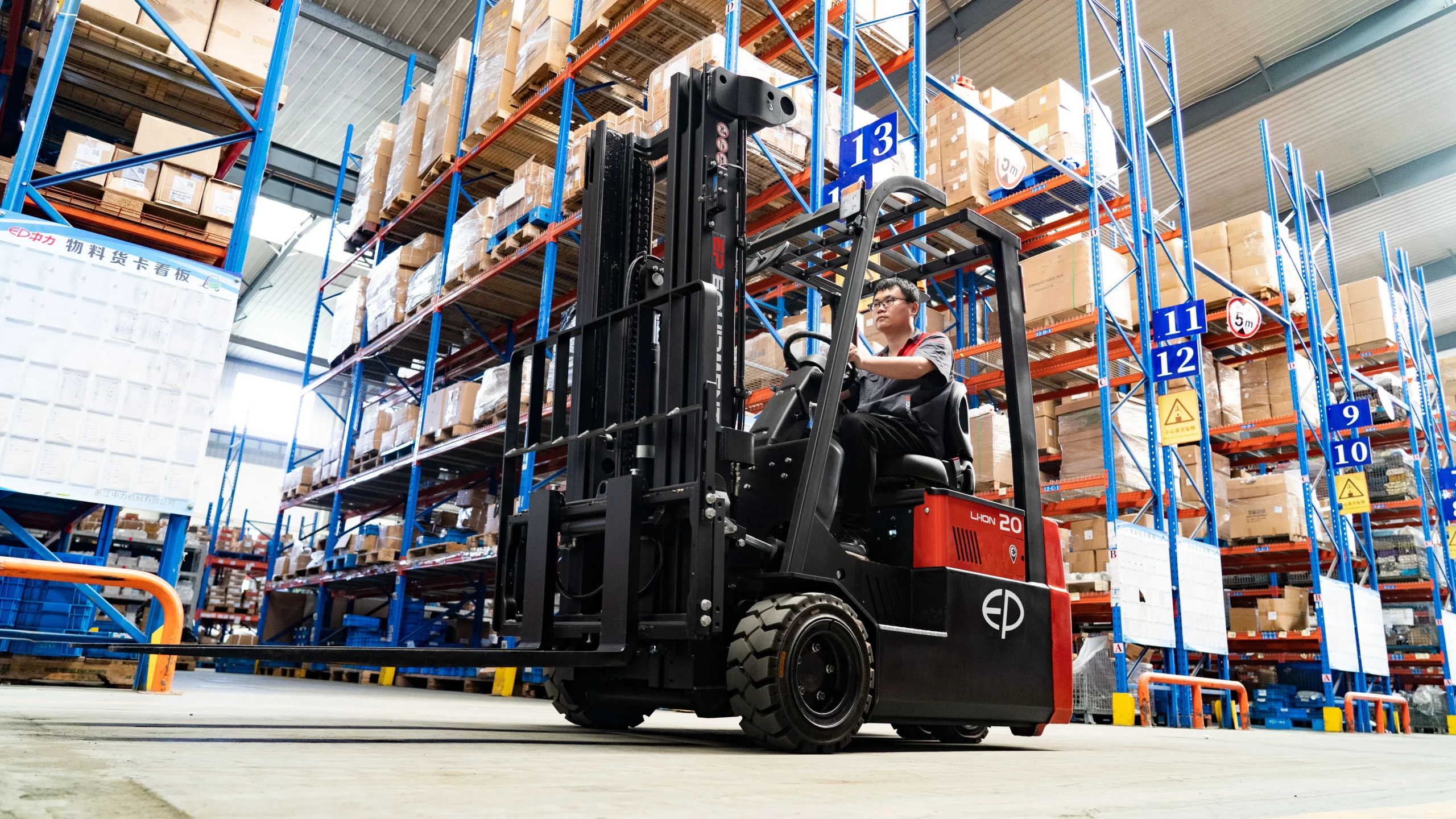 EP CPD20TVL 2 Ton Elektrikli Forklift gorsel 2